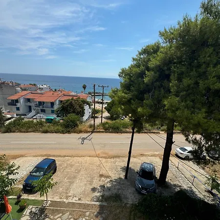 Loutra Agias Paraskevis 度假居 圣帕拉斯凯维