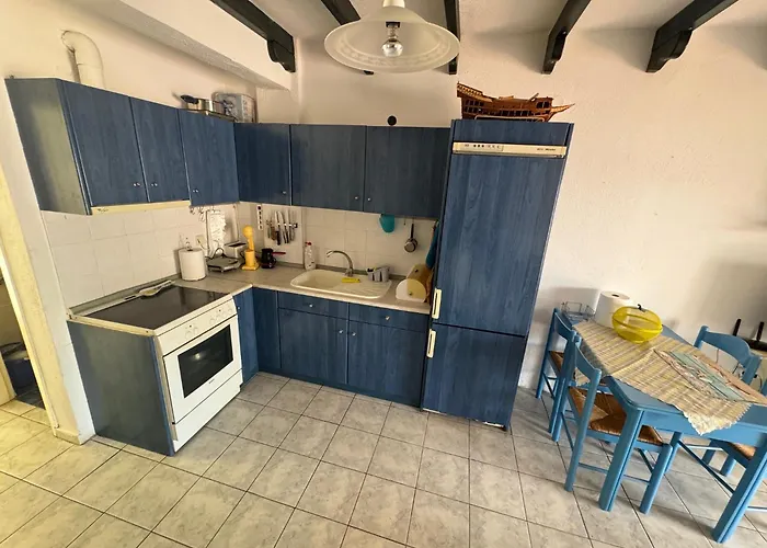 Loutra Agias Paraskevis 圣帕拉斯凯维